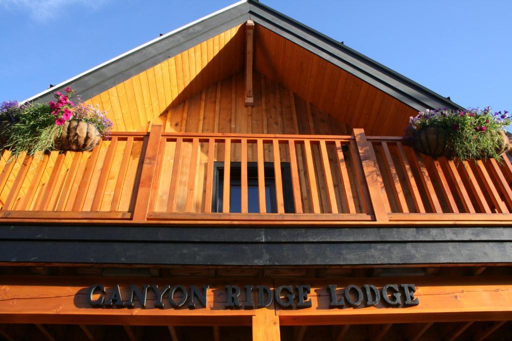 Canyon Ridge Lodge Голден Екстер'єр фото